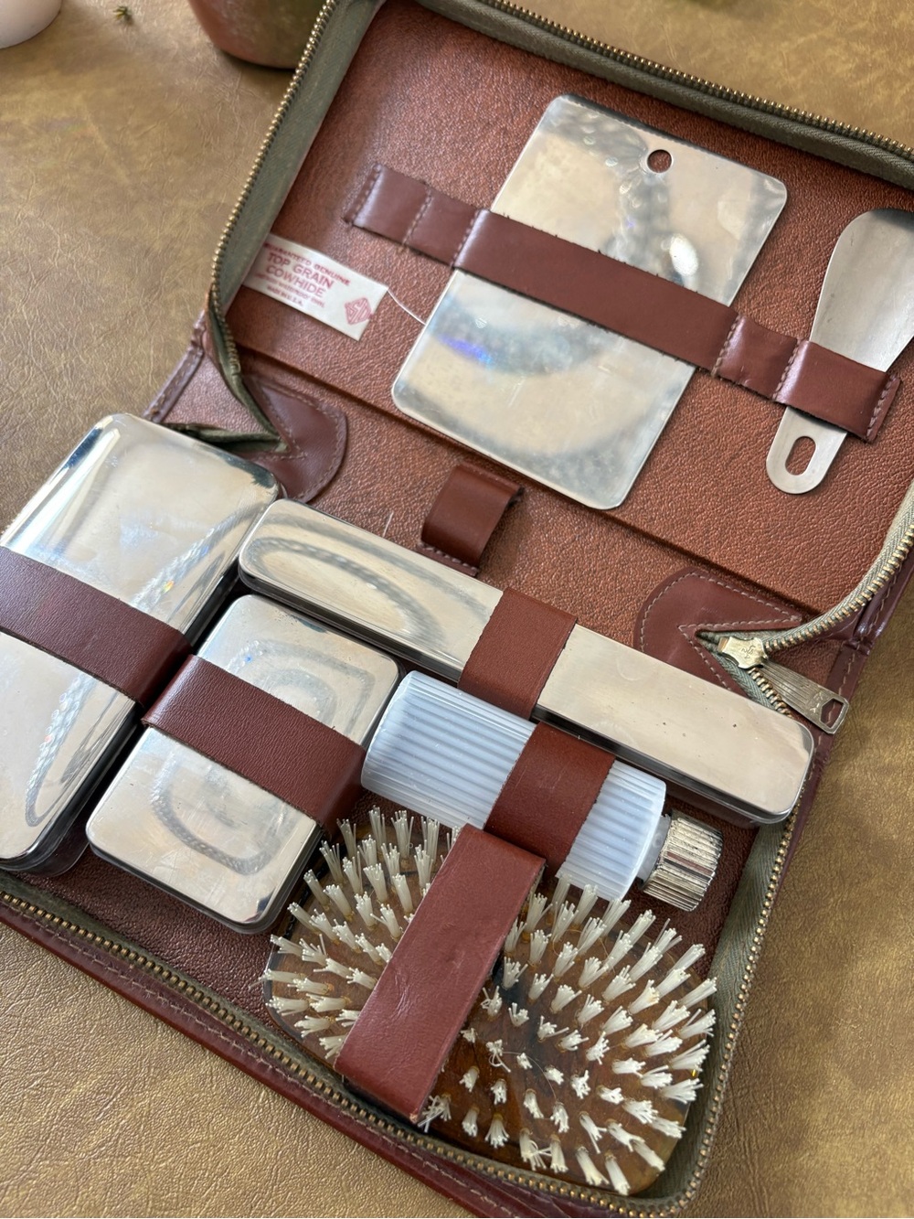 Rare Antique Men's Brown Travel Grooming Kit - Leather Case